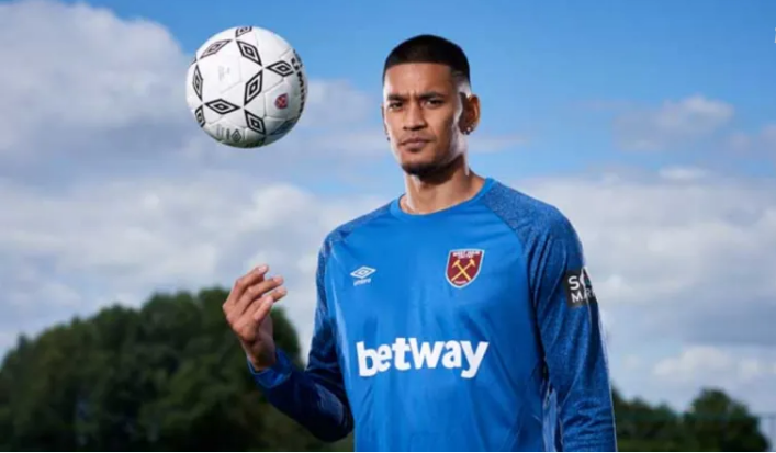 星空官网转会期欧超杯传出新动向；西汉姆官宣签约；管理层表态：管理层满意；更衣室氛围转暖的简单介绍